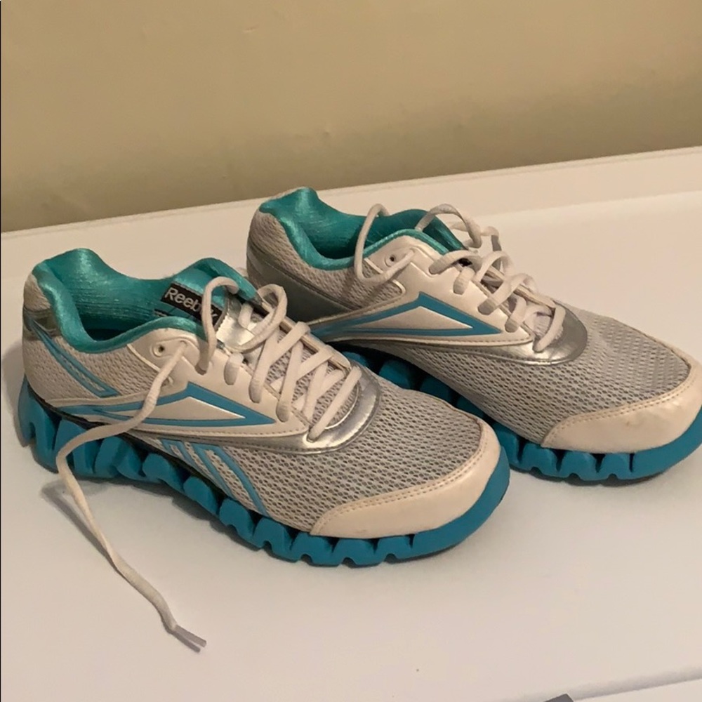 Real and white Reebok’s - Picture 2 of 3